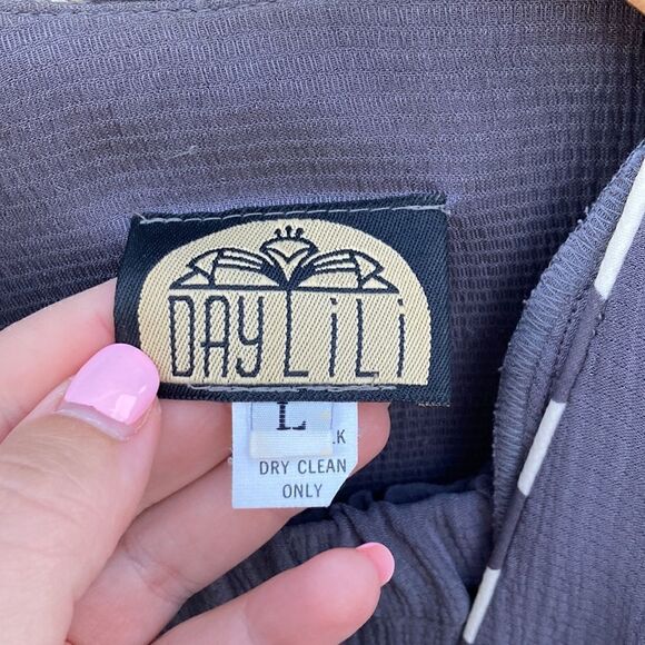 DAyLiLi Silk Two Piece Gray Long Sleeve Cardigan & Pull-on Midi/maxi Skirt Set - Picture 7 of 13